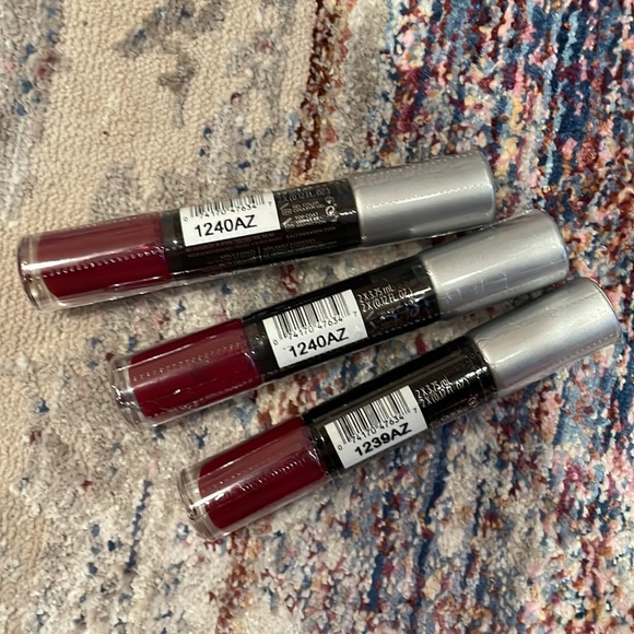 NWT Bundle Sally Hansen It Takes Two Miracle Gel Nail Color+Top Coat - Picture 2 of 2